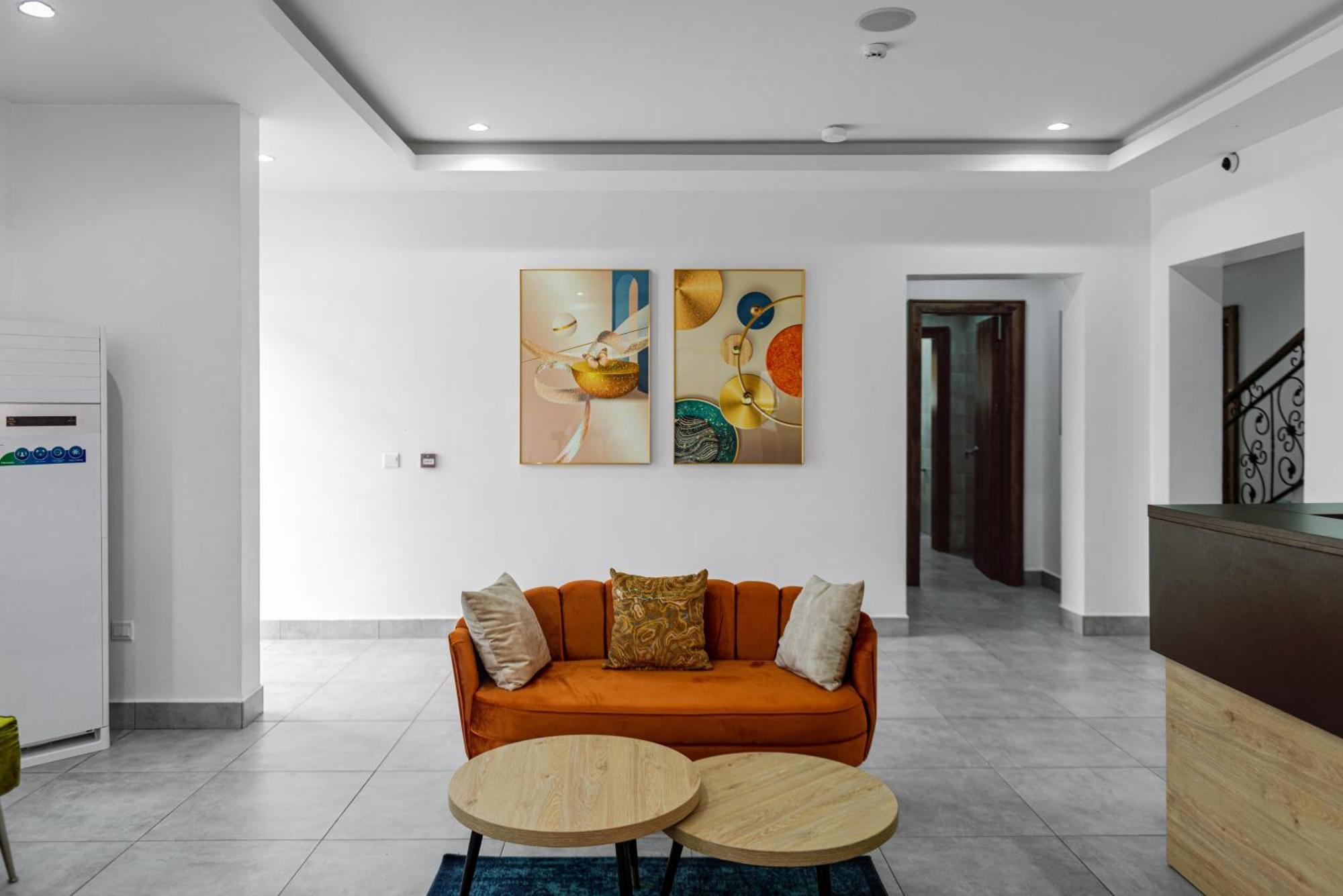 Quest Boutique Hotel Gwarinpa Extérieur photo